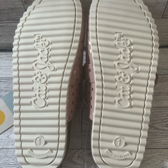NWT Cat & jack girls slip ons size 1 - Picture 5 of 6